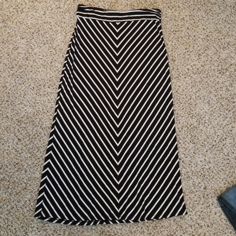 Black and White Maxi Skirt